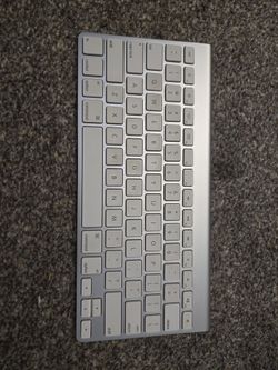 Apple Magic Keyboard 
