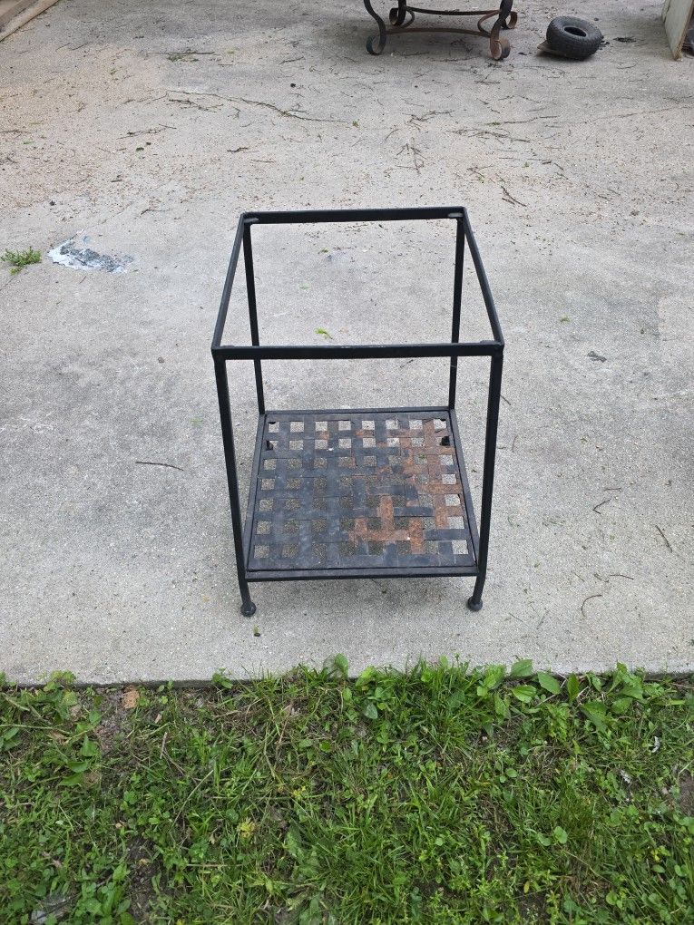 Plant Stand / Small Table