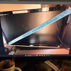 Windows 10 PC W/ 20” Screen