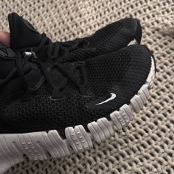 Women’s Nike Metcons Used Size 9.5