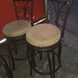 3 Bar Stools