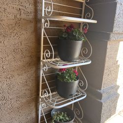 4- Tier White  Metal Shelf Plant Stand ,Book Display ,Rack Pot Holder.,Shoe Holder and much more.. 11”x24”x72”  Like New 