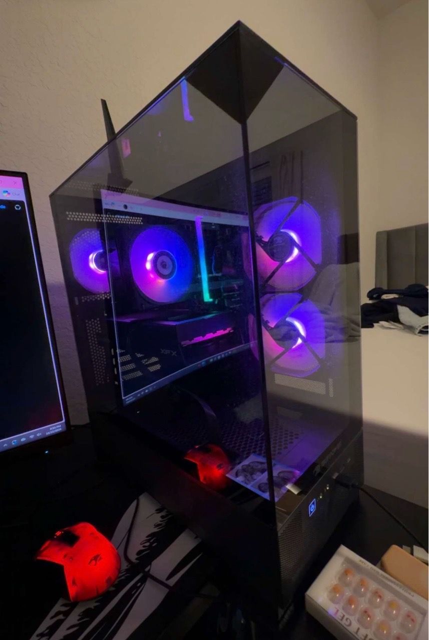 Custom RGB Gaming PC Desktop Tower for Sale in Orlando, FL - OfferUp
