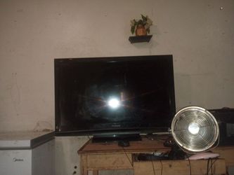 50-55  inch tv for CHEAP