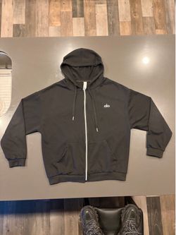 alo zip up hoodie