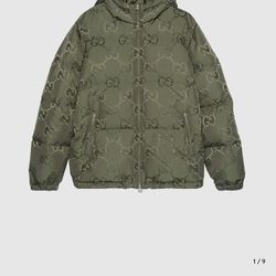 Gucci Jumbo GG Canvas Puffer “22