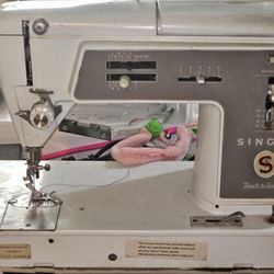 Singer Sewing Machine