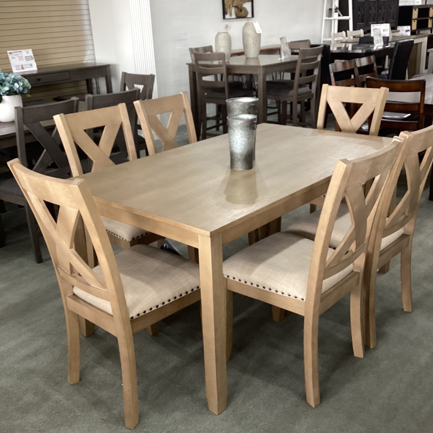 Dining Room Table Set (7pc)