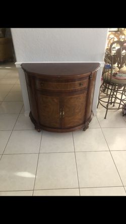 Vintage Vanity table