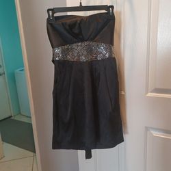 Petite Girls Size 3 Black Dress 