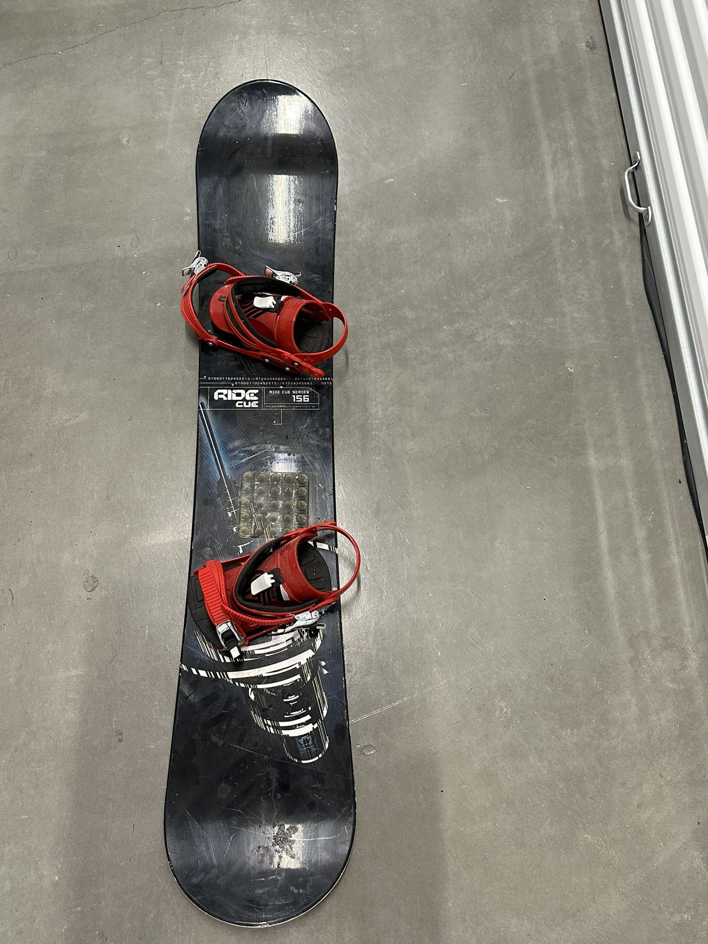 ride cue 156 snowboard Manic 2026 The Quadratic Sidecut improves turn initiation/exit and edge grip Ride 156cm Men's Snowboard With