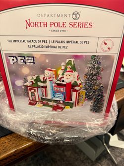 Ton of department 56 North Pole Series New!