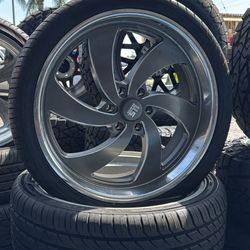 WHEE US MAGS 24” STAGGERED CHEVY 6x5.5