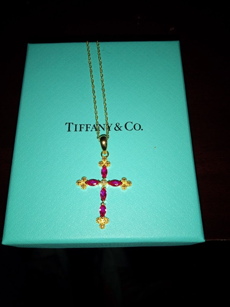 Tiffany Co Box With Chain 