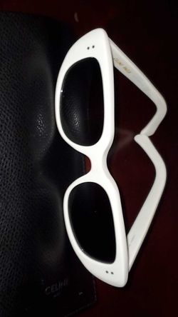 AUTHENTIC NEW CONDITION CELINE PARIS ACETATE CL40095U SUNGLASSES.