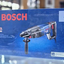 Bosch Bulldog Extreme 8 Amp 1 In Corded Variable Speed SDS Plus Concrete Masonry Rotary Hammer Drill With Carrying Case 