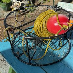 ISO. Camper Shell For Dodge 5-1/2 Foot Bed