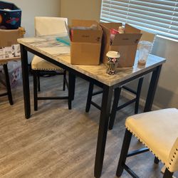 Marble Table With 4 Chairs 