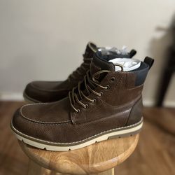 Men’s 9.5 M Boots (New)