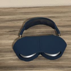 Apple AirPod Pro Max Gen 1 Light Skin Blue 