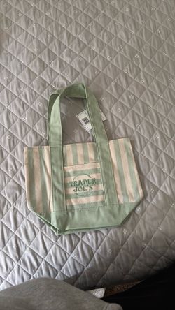 Green Trader Joe’s bag