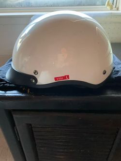 Moving sale 1/2 helmet