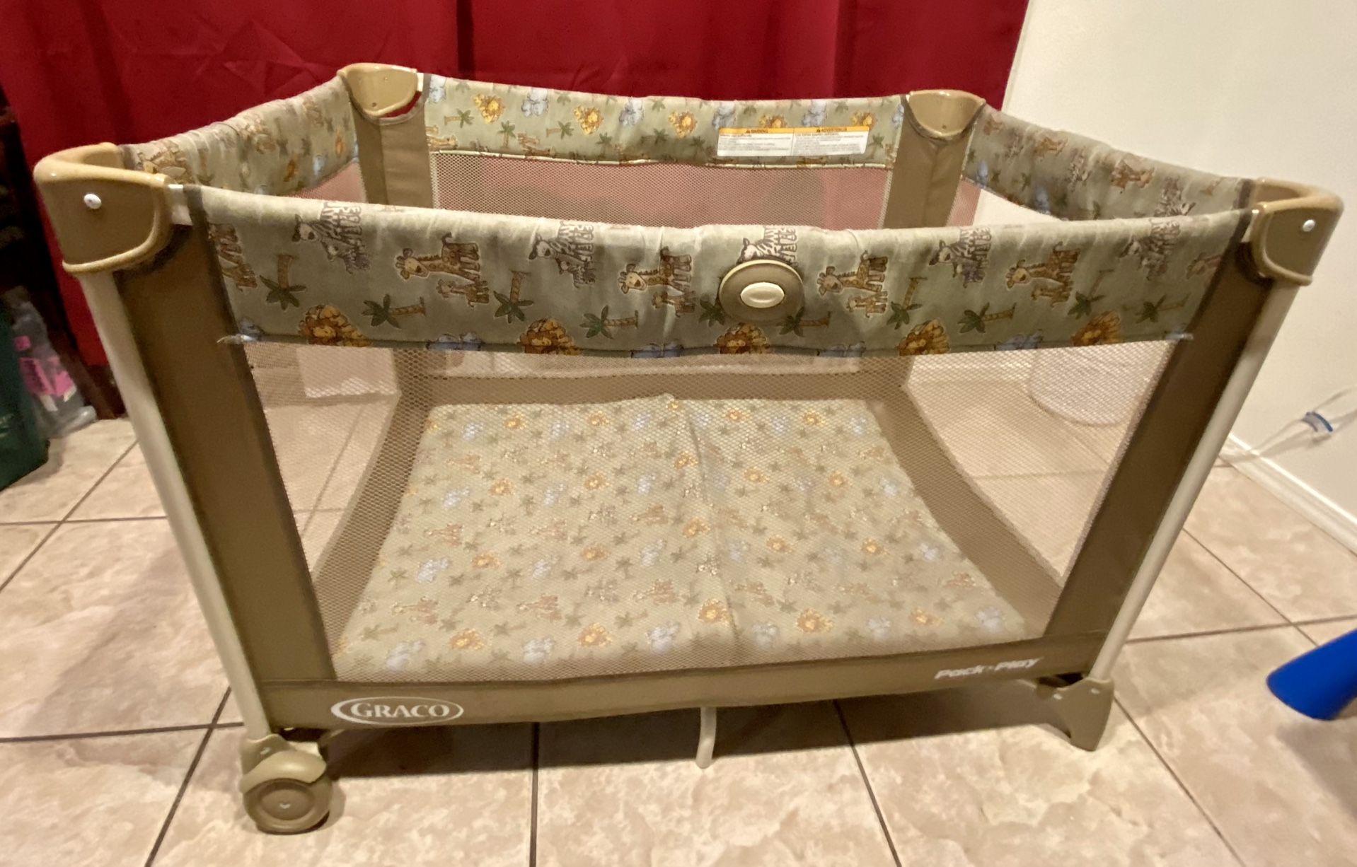 Graco Pack n’ Play - Monkey business