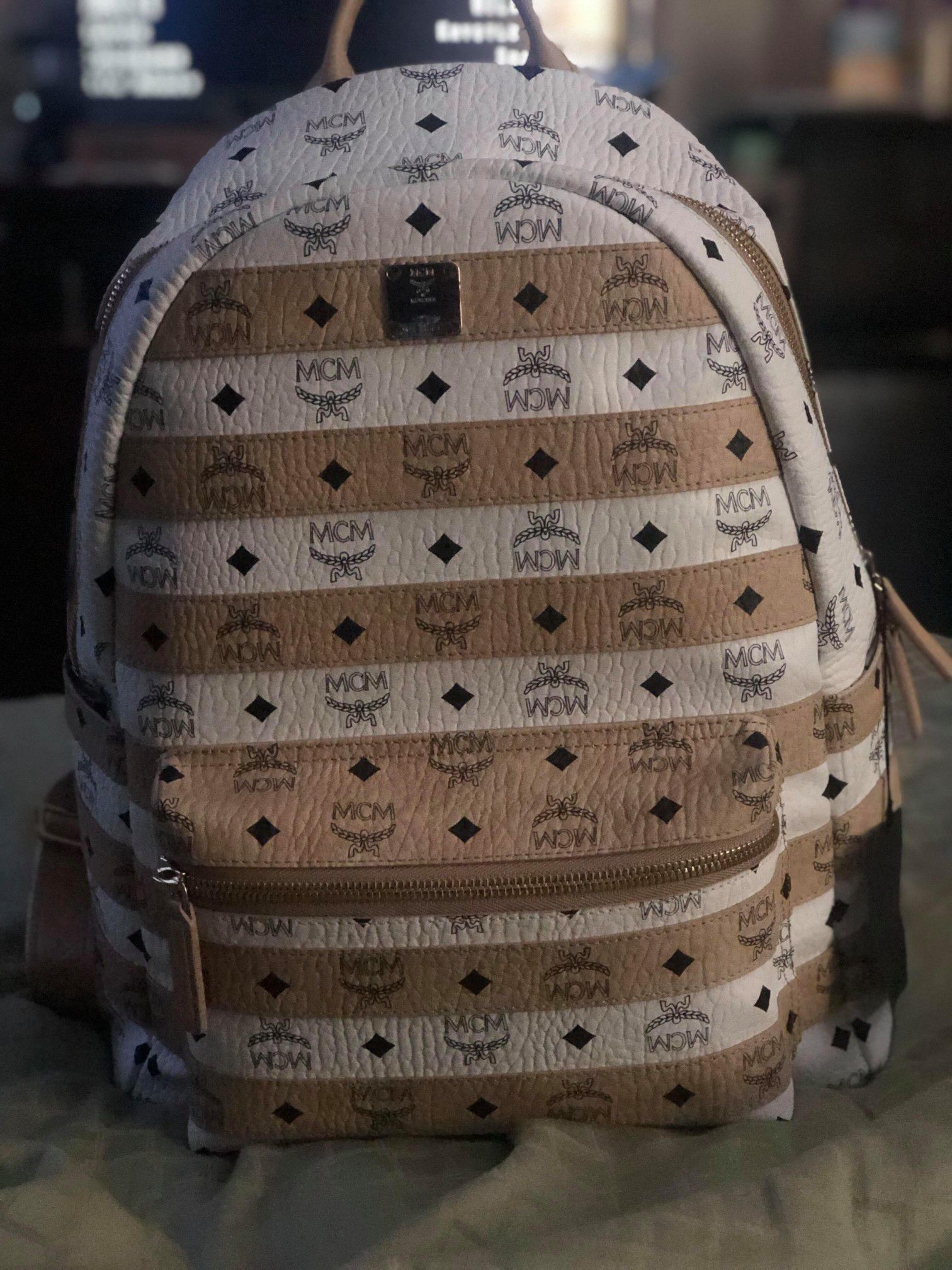 MCM backpack ((BRANDNEW))