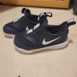 Toddler Size 8 NIKE