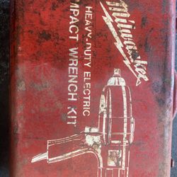 MILWAUKEE ELECTRIC TOOL CORP. 1/2"DR HEAVY DUTY IMPACT WRENCH 9051