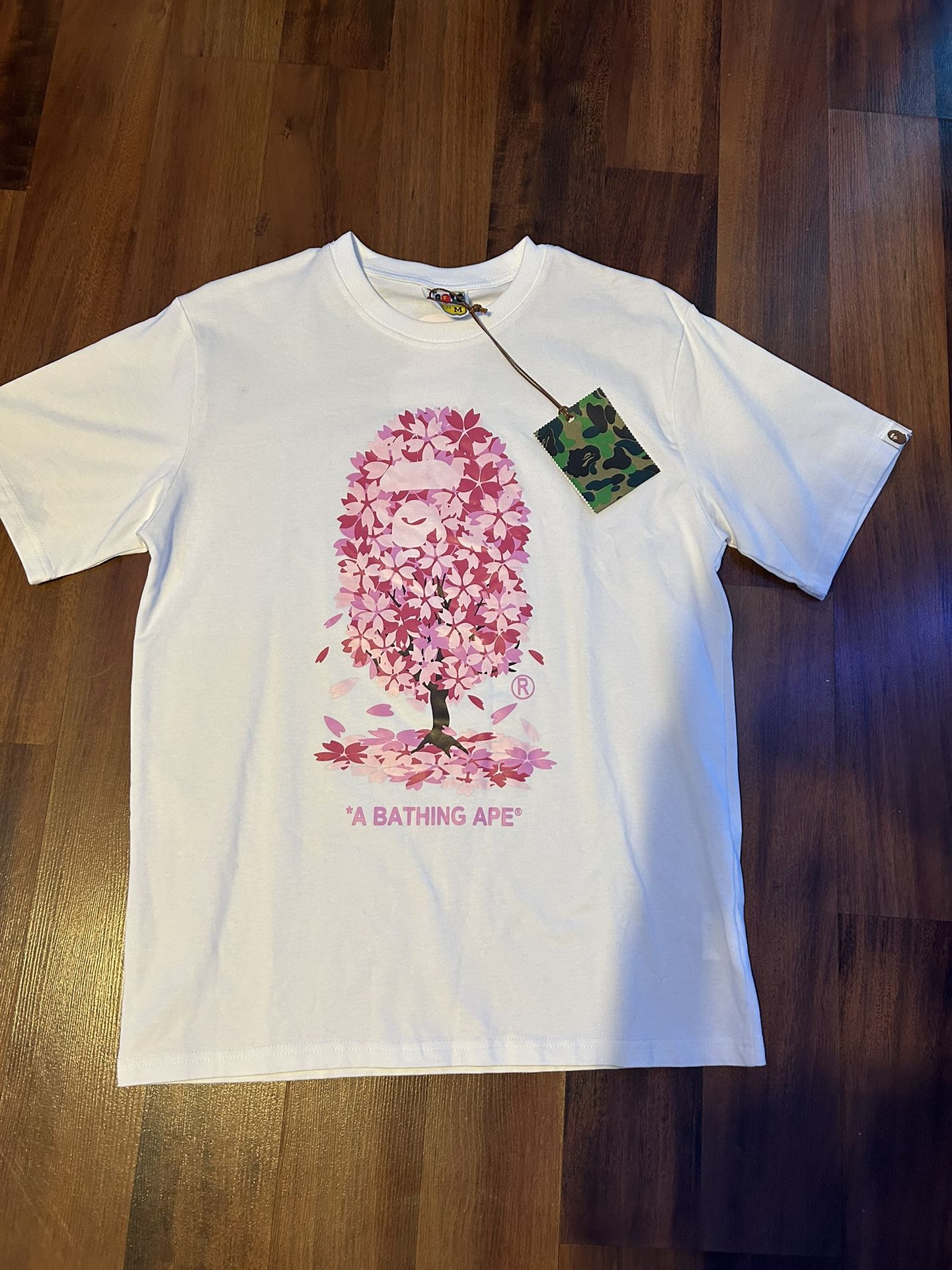 (BEST OFFER)BAPE sakura tee