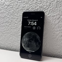 iPhone 8 Unlocked + Case