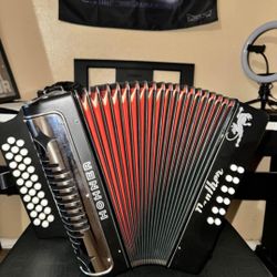 Hohner-Panther-Accordion with Bag