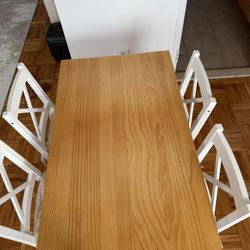 Pine Wood Kitchen Table 4 chairs