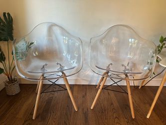 Set of 2 Clear Acrylic Mid-Century Modern Armchairs