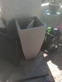 Plastic Home Goods Tree Holder