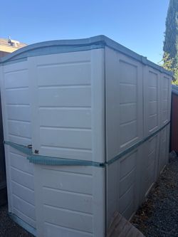 Large Outdoor Storage Shed – $350 OBO