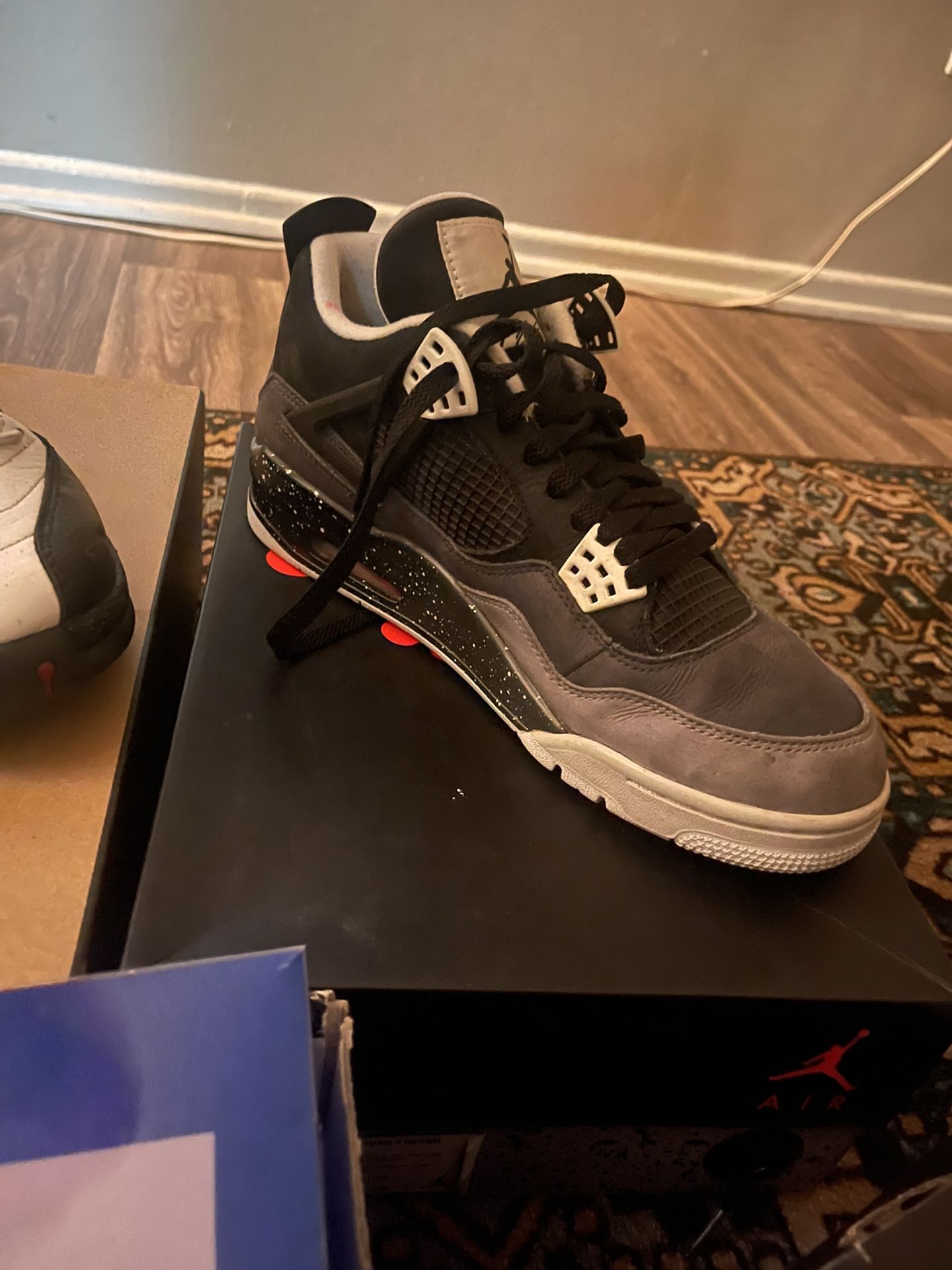 Air Jordan 4 Retro 