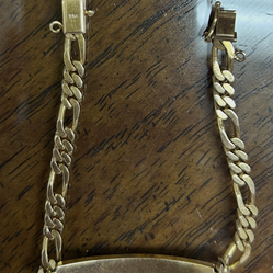18k solid gold ID bracelet pick up only!!