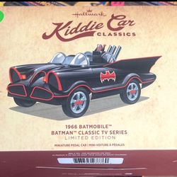 Kiddie car Classic  1966 Batmobile Limited Edition
