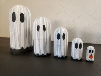 Ghost Nesting Dolls