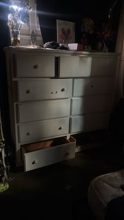 11 drawer dresser