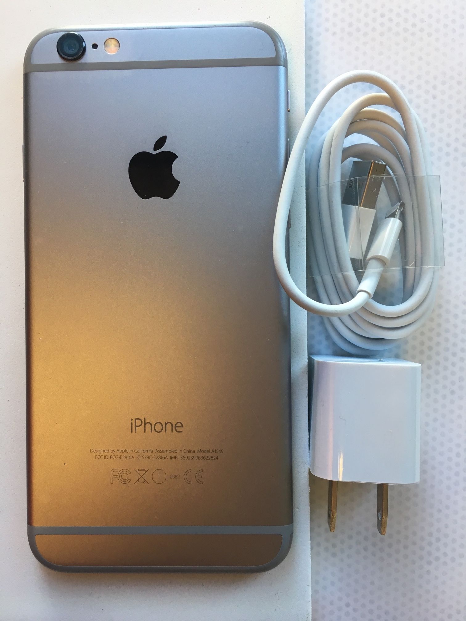 Factory unlocked apple iphone 6 plus, store warranty 