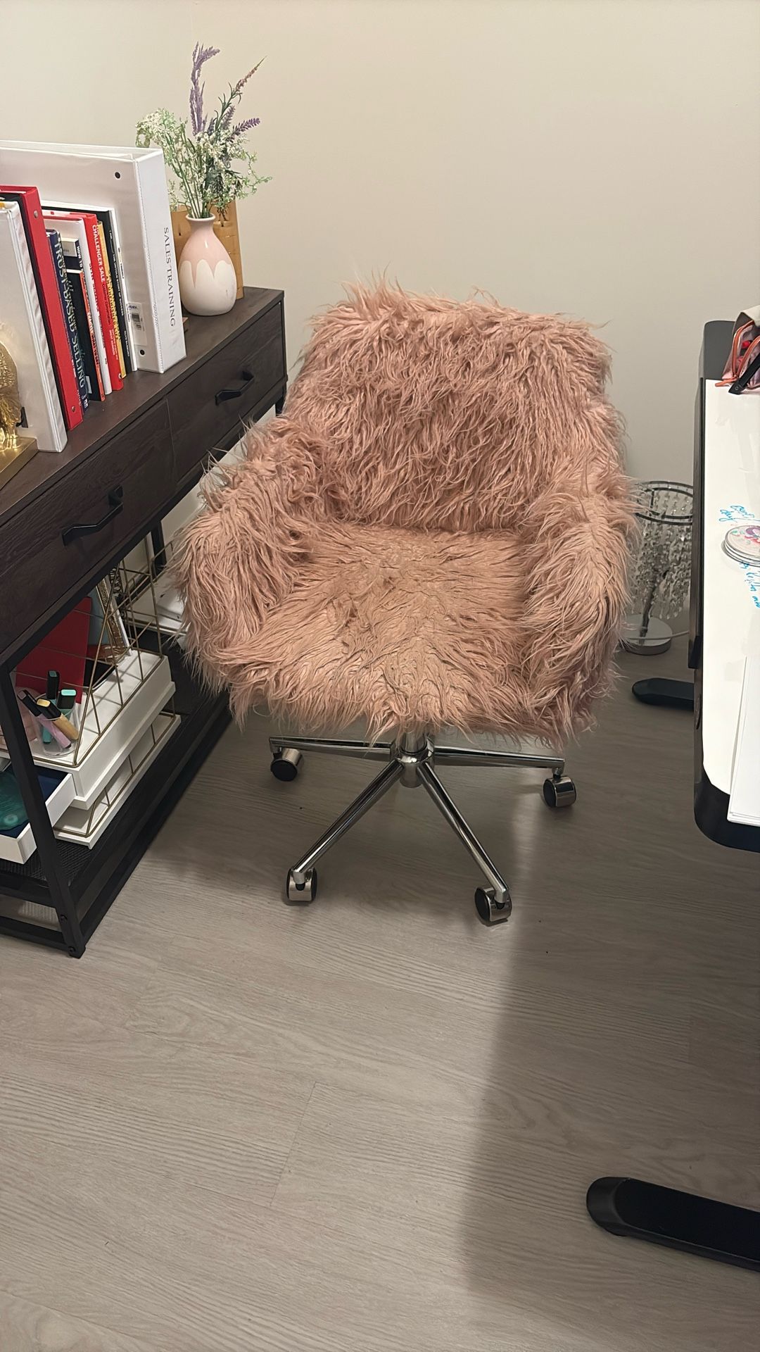Office Chair Fuzzy Pink