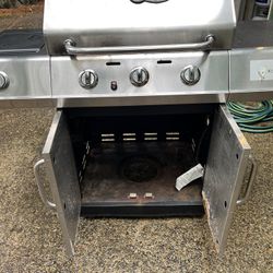 Char Broil Red Propane Grill