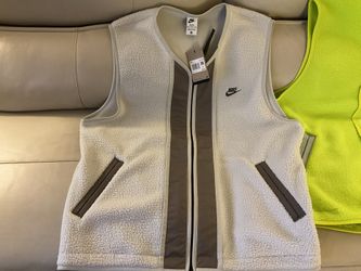 Nike vest