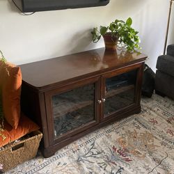 Media Console 