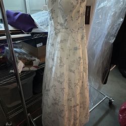 Gown Size 3 brand new