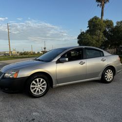 2012 Mitsubishi Galant 