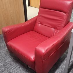 Red  Faux Leather 360 Lounge Chair (Like New - Pasadena) $150